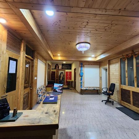 Himalayan Heritage Manāli Dış mekan fotoğraf